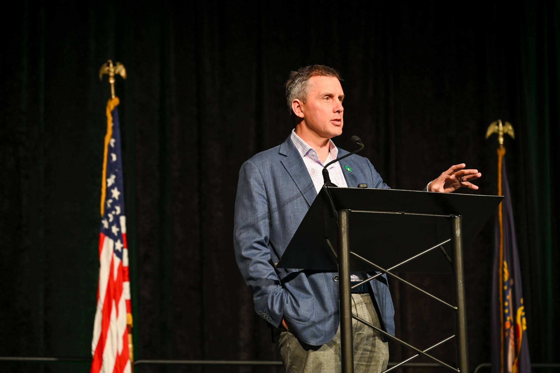 Governor Kelly Armstrong gives close remarks on day 1 of the 2025 North Dakota Transportation Conference.